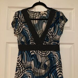 Stylish Blue and Black Patterned Top